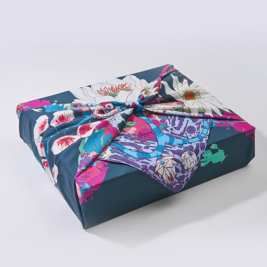 Ensemble de collection Koi et Lilly | 3 emballages cadeaux Furoshiki par Adam Klassen, 18", 28" et 35"